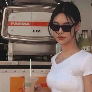 Meet your Posher, Gatundo